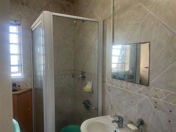 1 Bedroom Property for Sale in Richmond Estate Western Cape
